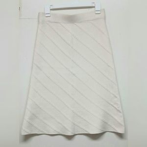 Cream Knit A Line Skirt Size M